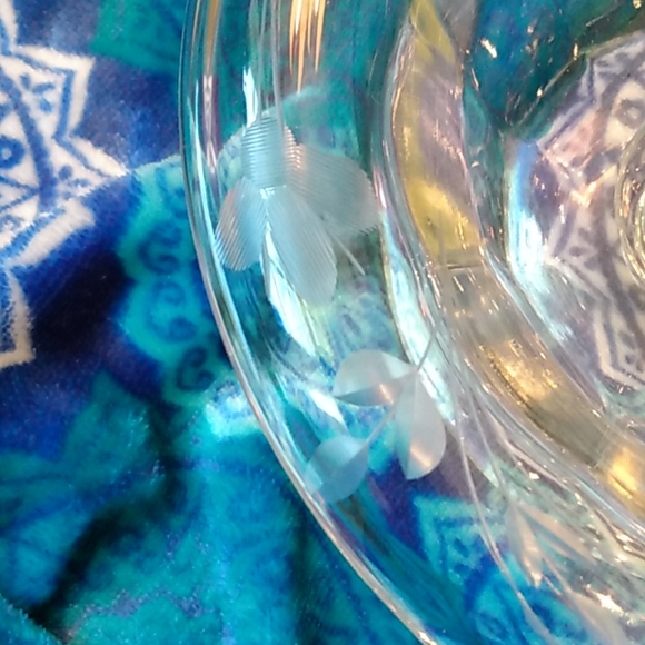 Vintage glass bowl - Picture 3 of 3